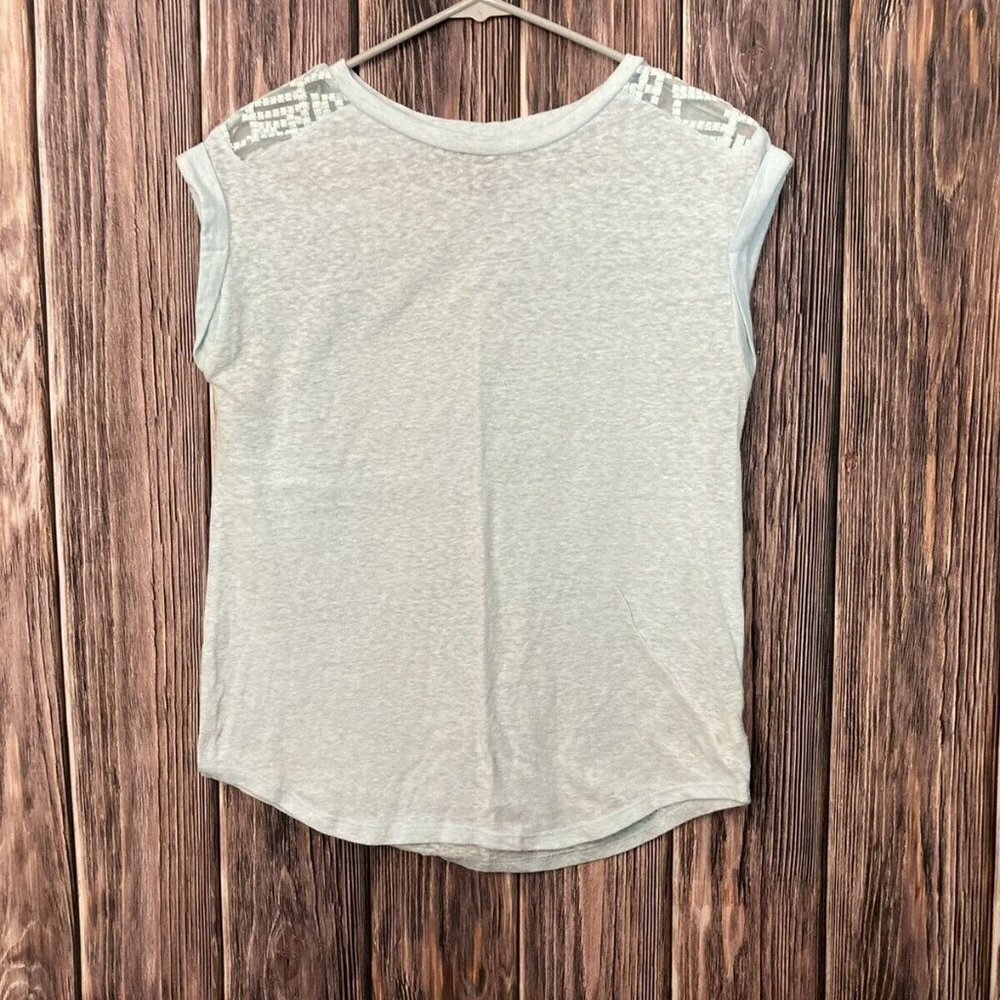 - GAP Women’s Small Powder Blue Short Sleeve Top